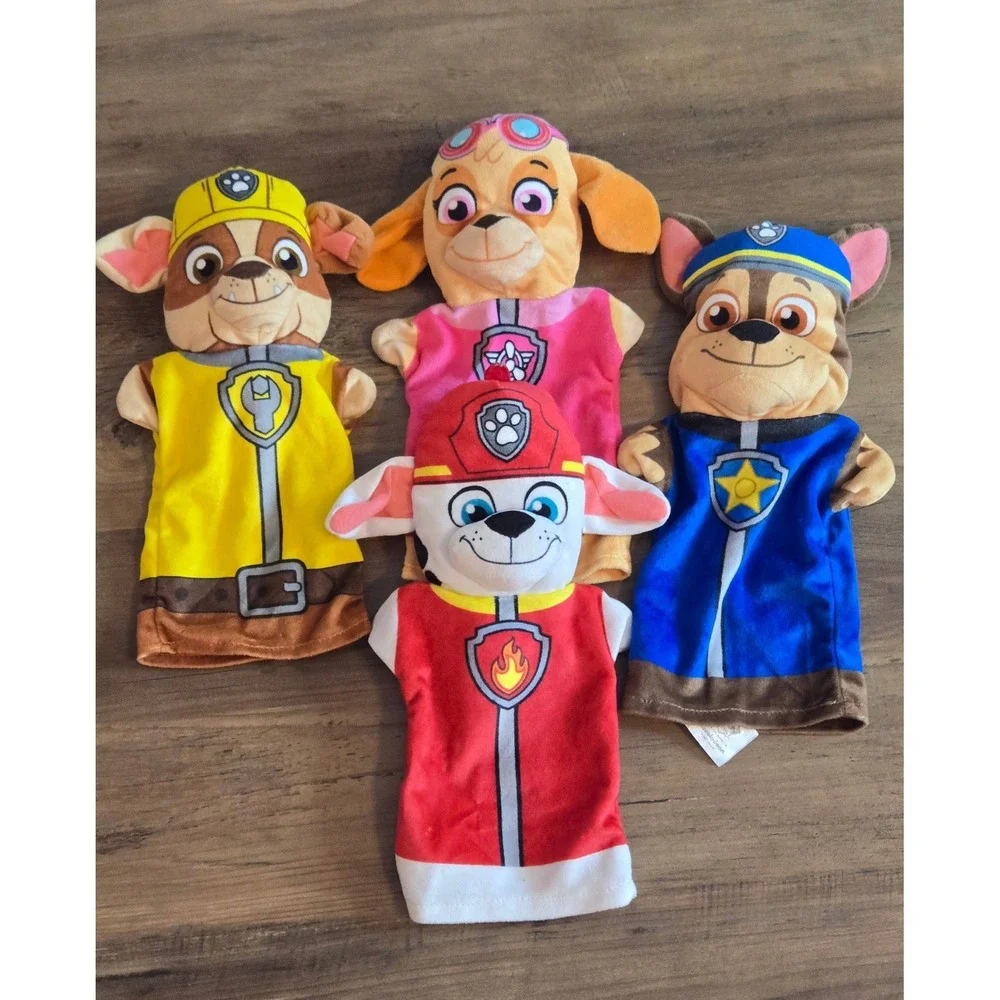 Melissa & Doug PAW Patrol Hand Puppets Chase Marshall Skye Rubble Plush Set 4pc